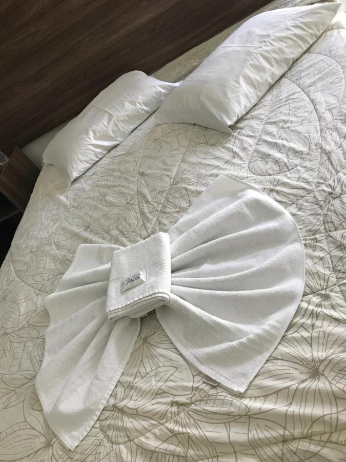 ז'רינו Hotel Vison מראה חיצוני תמונה